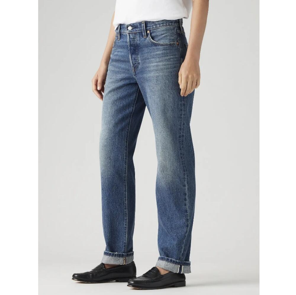 Levi's Women's Get On Board Medium Wash 501 Straight 90's Selvedge Jeans Size 24